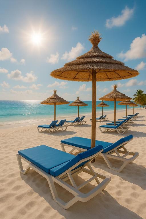 Plajă cu apă turcoaz în Sousse